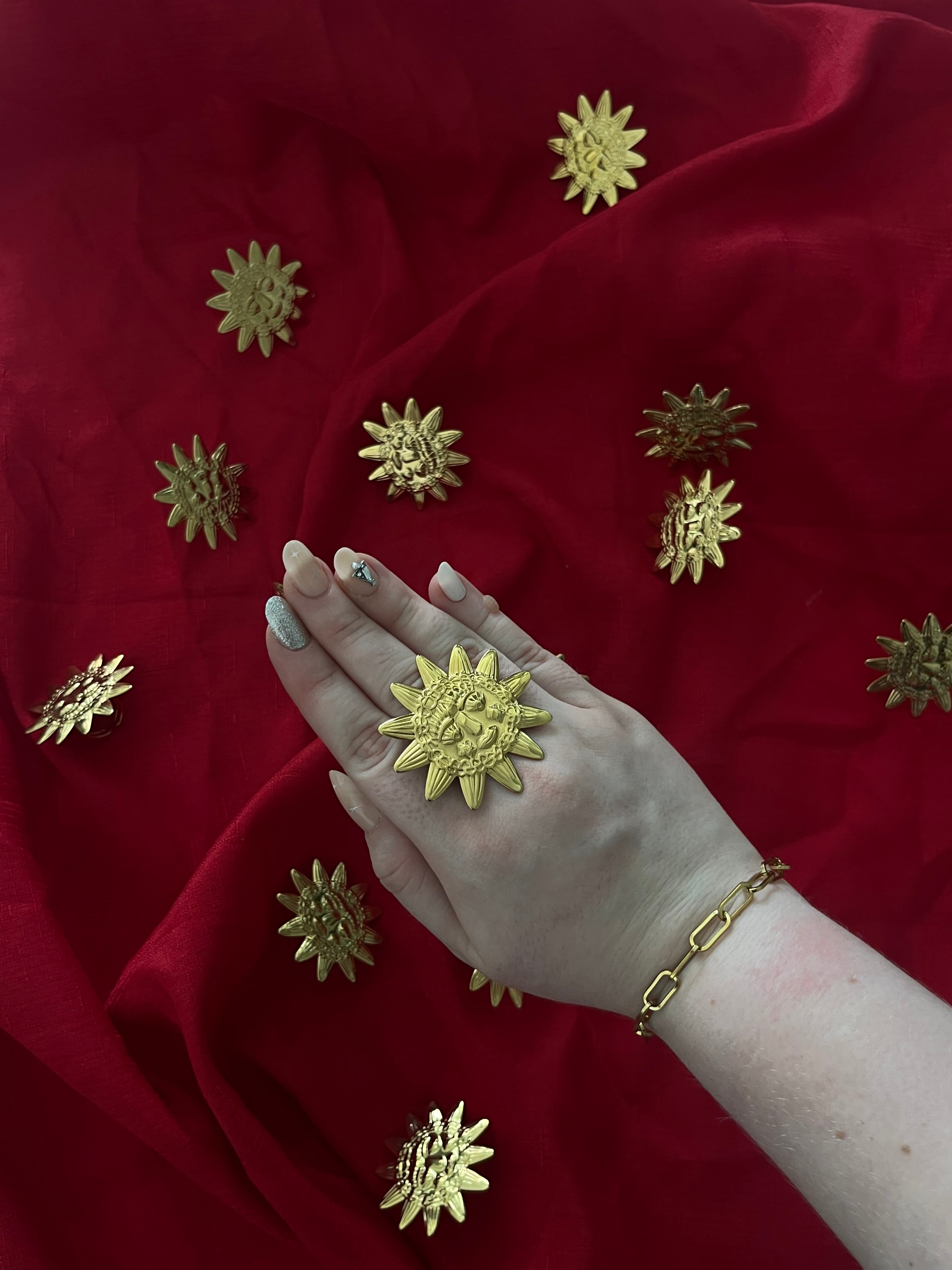 Solana Adjustable Ring